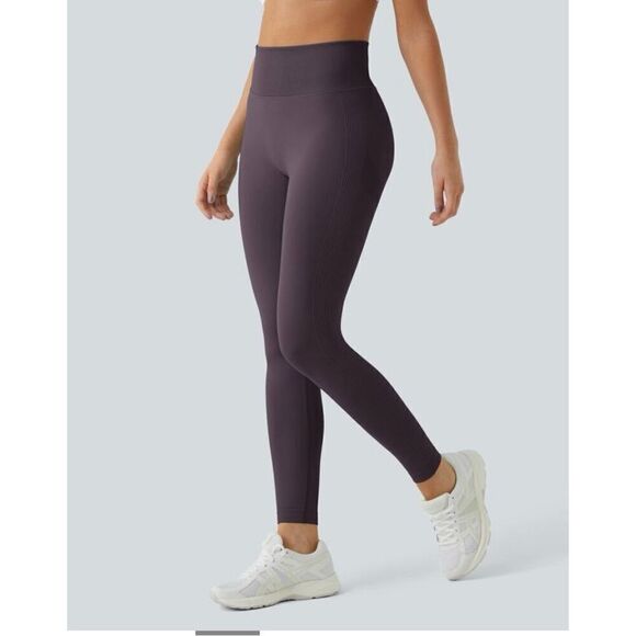 New Halara Women’s L 7/8 Seamless Flow Butt Lifting Leggings Night’s Purple C - Picture 3 of 13